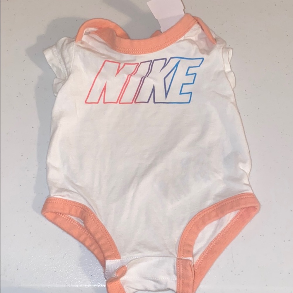 Nike girls bodysuit